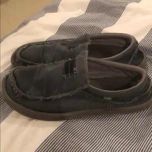 Sanuks slip on shoes
